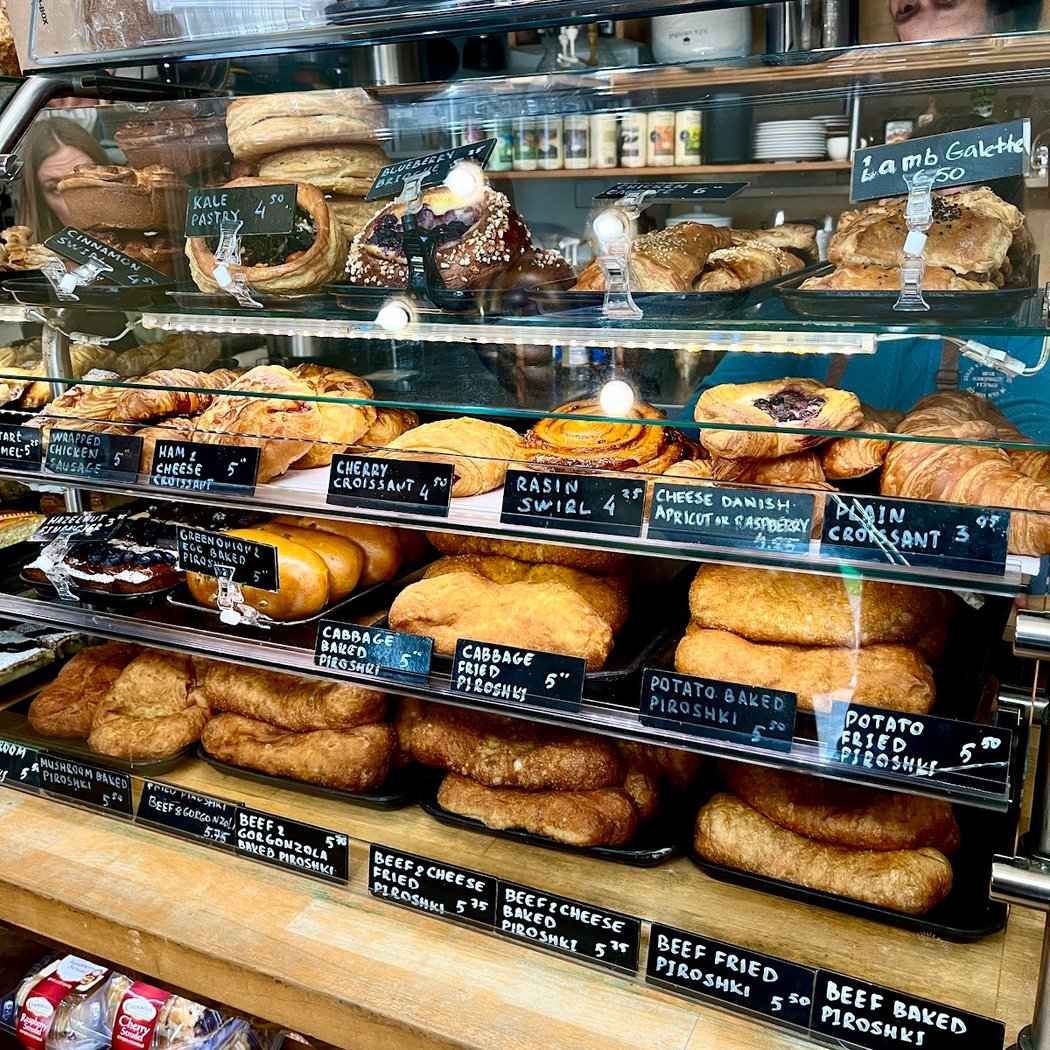 Cinderella Bakery & Cafe 2